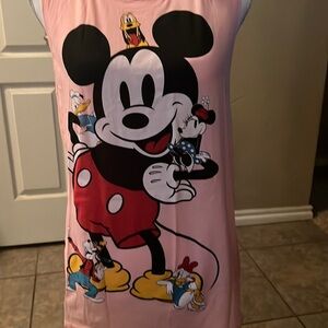 Brand new shirt bought it and never wore it